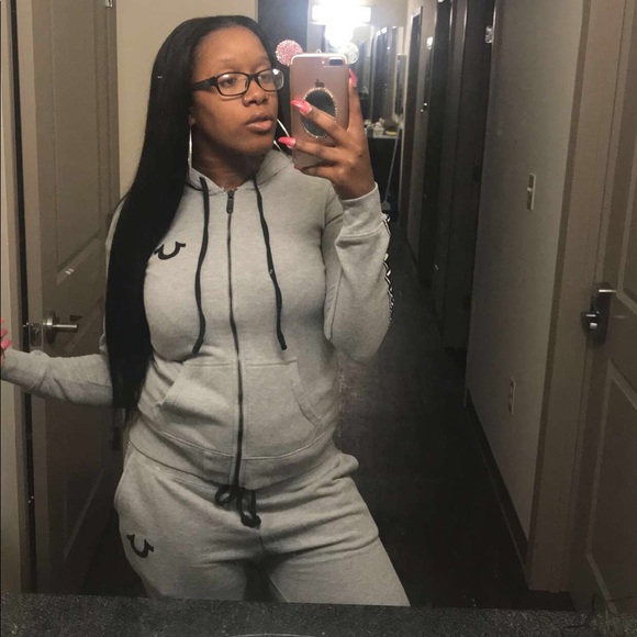 True Religion sweatsuit - Picture 1 of 1